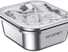WUIPET 4.0升/135盎司猫狗饮水喷泉：自动不锈钢宠物饮水机，超静音泵，2个滤芯，适用于猫狗及多宠物 